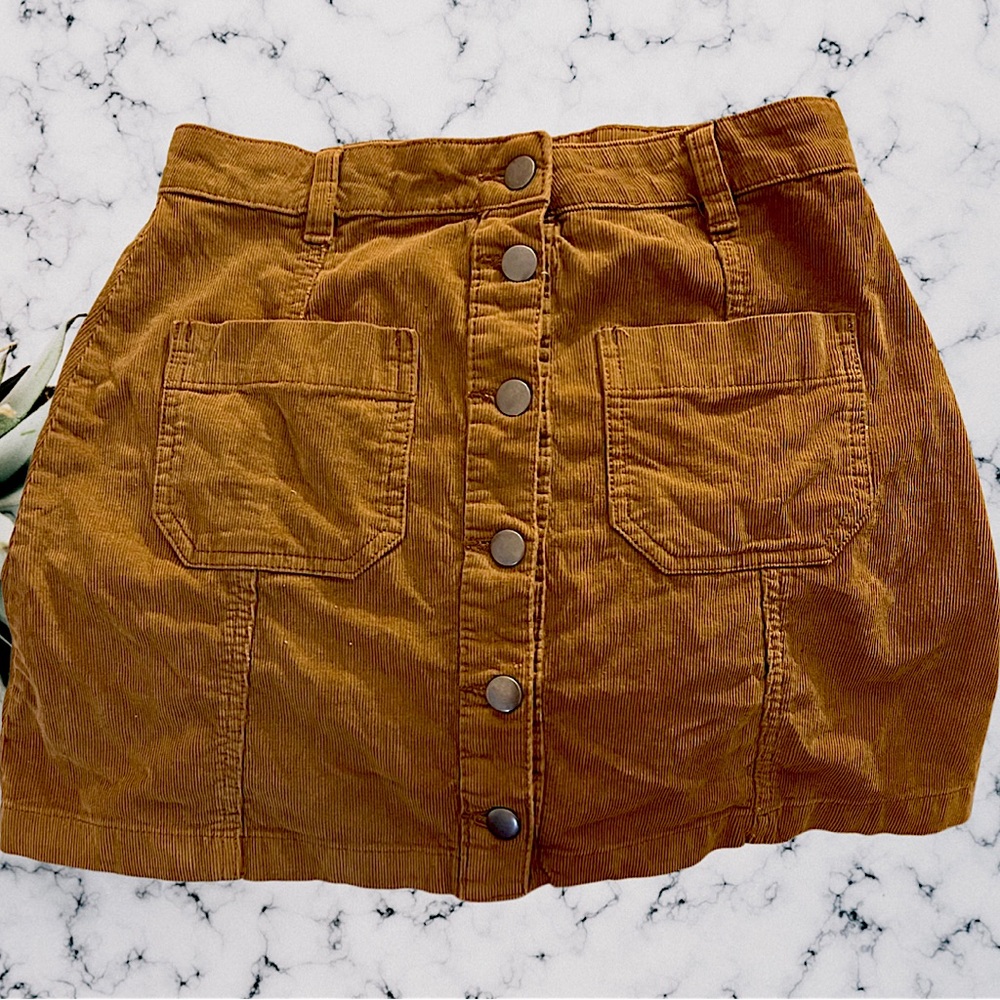 Size 4 corduroy mini skirt